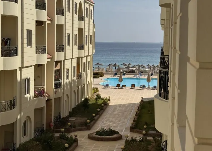 Апартаменты With Private In Sahl Hasheesh